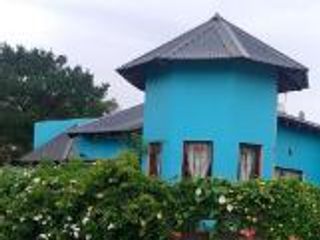 Casa venta - 3 dormitorios 2 baños - 135mts2 totales - Barrio Chapadmalal