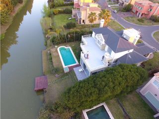 Foto 3 de OPORTUNIDAD ALQUILER CASA A LA LAGUNA - LAS GLORIETAS - NORDELTA