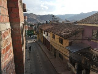 Foto 7 de VENDO CASA LOTE DE 168.50 M2 OCCHULLO GRANDE CERCADO CUSCO PERU