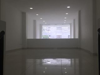 Foto 9 de Local Comercial en Arriendo