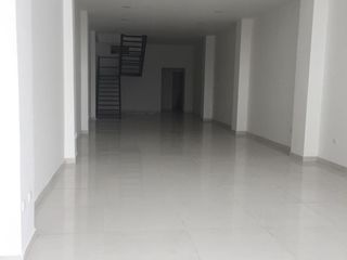 Foto 3 de Local Comercial en Arriendo