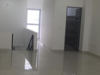 Foto 12 de Local Comercial en Arriendo