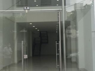 Foto 14 de Local Comercial en Arriendo