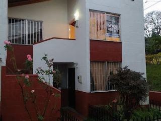Casas en Arriendo en Robledo | PROPERATI