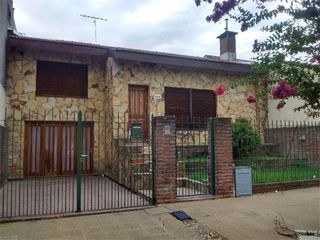 Foto 1 de Casa - La Plata