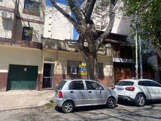 CASA EN VENTA 3 Ambientes en  Belgrano R  terreno de 178 m2 -  Oportunidad para reciclar