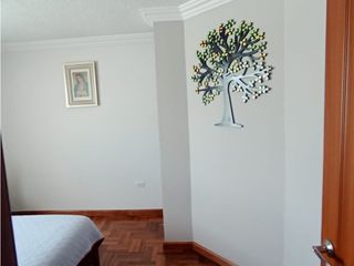 Casa de venta 4 Dormitorios en Santa Lucia Quito Norte