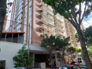 Departamento en alquiler de 4 dormitorios c/ cochera en Martínez