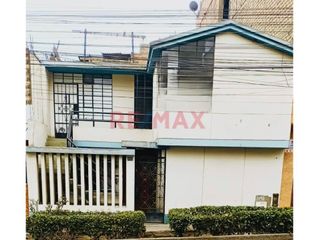 Casa en Venta en Los Olivos