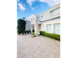 Foto 3 de VENTA CASA  LOS TRONCOS MAR DEL PLATA