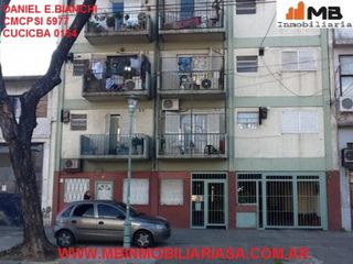 Parque Patricios dpto 3 amb.c/balcon y patio Almafuerte 600
