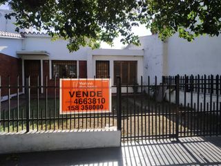 Foto 2 de Los naranjos, Hermosa zona, sobre calle principal del barrio.-  APTA CREDITO BANCOR!