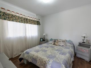 VENTA/PERMUTA - Casa - 2 dormitorios - Pileta - Pueblo Esther