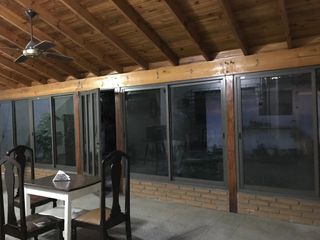 Casa en venta - 2 Dormitorios 1 Baño 1 Cochera - 223Mts2 - Quilmes Oeste