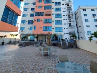 Venta Departamento Amoblado con Vista al Mar en Edificio Ana Capri, Salinas