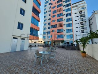 Venta Departamento Amoblado con Vista al Mar en Edificio Ana Capri, Salinas