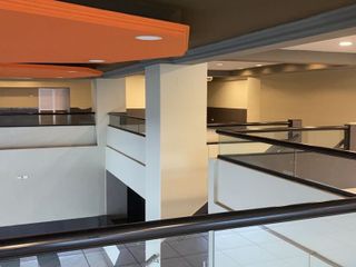 Grandes pisos completos para oficinas en alquiler - Av. Machala (J Luna)
