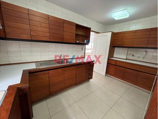 Foto 10 de 🌊 ¡VIVE FRENTE AL MAR CON TODAS LAS COMODIDADES!
📍 Malecón San Martín – Ancón
✨ Hermoso departamento en venta con una espectacular vista directa al