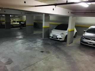 Foto 5 de COCHERA EN VENTA BELGRANO PORTÓN AUTOMÁTICO, FIJA, CUBIERTA,