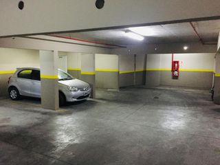 Foto 4 de COCHERA EN VENTA BELGRANO PORTÓN AUTOMÁTICO, FIJA, CUBIERTA,