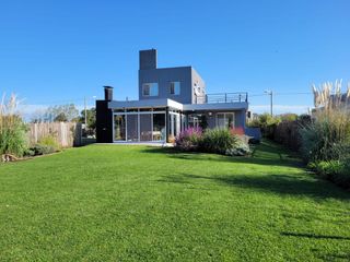 Casa en venta - 2 Dormitorios 3 Baños - 800Mts2 - Ignacio Correas Arana [FINANCIADA]
