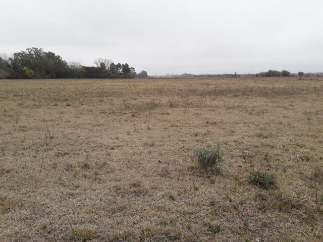 Terreno en venta - 256Mts2 - Arana, La Plata [FINANCIADO]