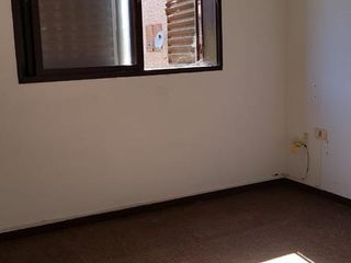 Departamento en venta - 2 Dormitorios 1 Baño 1 Cochera - 54Mts2 - Tolosa