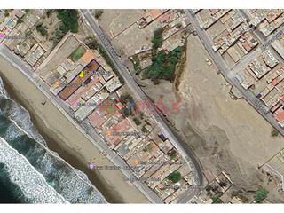 Foto 2 de Venta De Casa Al Frente A La Playa Chorrilos En  Barranca