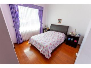 ¡Oportunidad Se Vende Casa en Miravalle, Quito l ✨