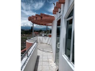 Casa de Venta en la Armenia de 5 habitaciones Ecuador - Valle de los Chillos