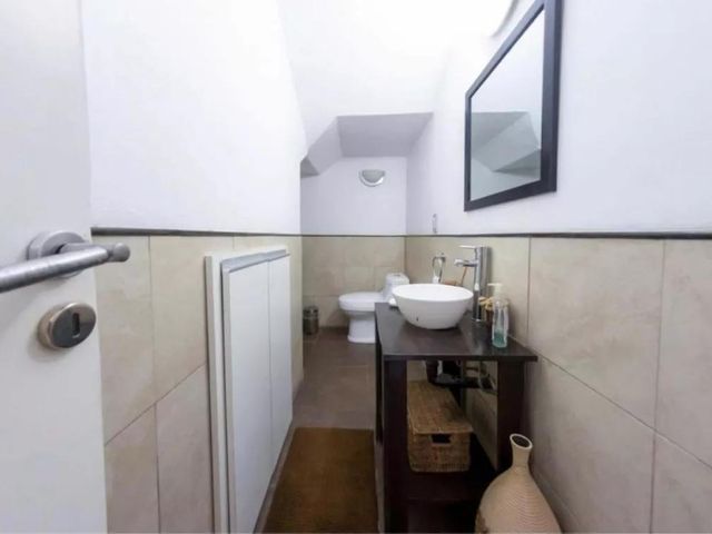Casa en venta - 5 Dormitorios 5 Baños 1 Cochera - 310Mts2 - Gobernador Udaondo