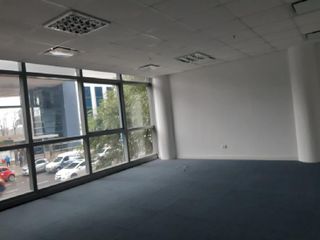 Venta oficina de 430m2 en Madero Center con 4 cocheras