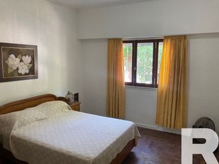 Venta Chalet de 3 dormitorios c/ cochera en Chauvín