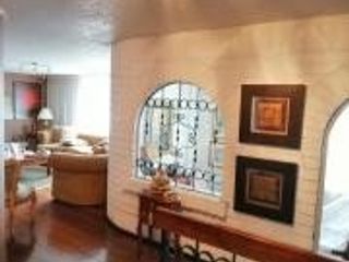 Foto 1 de OPORTUNIDAD VENTA CASA EN AV INCA 350M2 CERCA AV. AMAZONAS 4 HABITACIONES