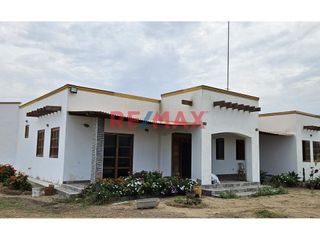Foto 3 de 🌿 ¡Exclusivo Fundo Santa Apolonia en Venta – Moche, Trujillo! 🏡

Vive la experiencia de un refugio natural con modernas comodidades en una de las me