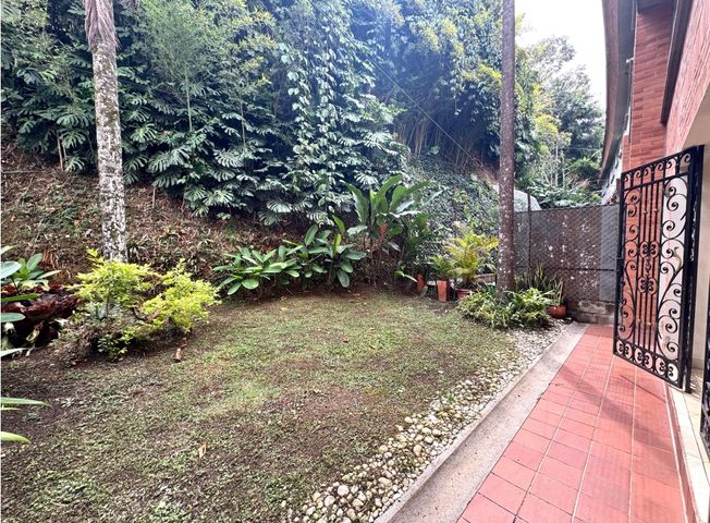 Casa en arriendo en El Poblado