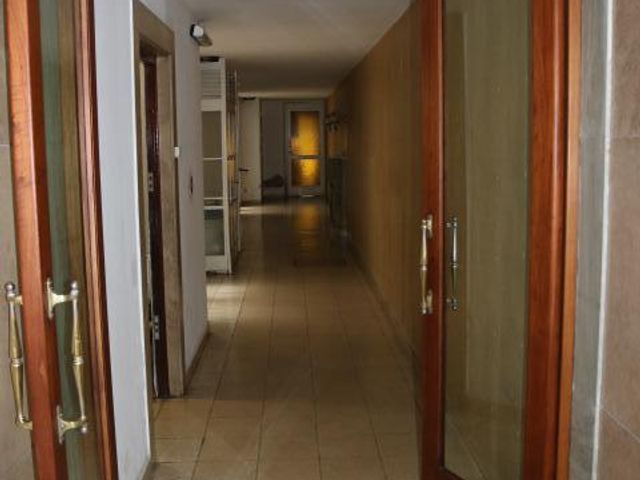Venta - Flores - Departamento de 3 ambientes en PB