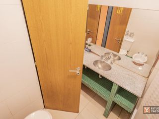 PH en venta - 1 dormitorio 1 baño - Amplio patio - 140mts2 - La Plata