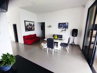 Foto 18 de Venta de Casa Campestre en Floridablanca - C.R. Guadalquivir. Cod V5983