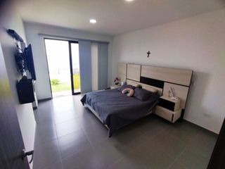 Foto 17 de Venta de Casa Campestre en Floridablanca - C.R. Guadalquivir. Cod V5983