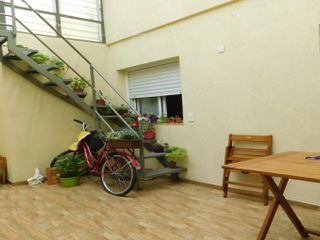 Casa de 8 ambientes en Venta en Villa crespo