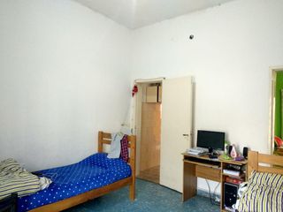 Foto 2 de PH - Lomas de Zamora Oeste
