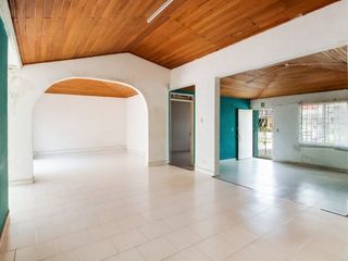 CASA en VENTA en Cali Urbanización La Flora