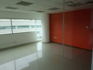 Oficina en Aqluiler Norte de Guayaquil