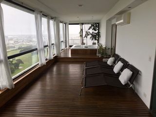 En venta 3 ambientes, PRIMERA LINEA AL MAR, edificio Torres del Golf