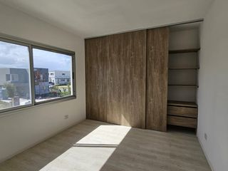 Casa en venta 3 dormitorios a estrenar en Carpinchos Nordelta