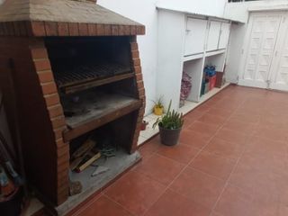 Casa en venta en Ezpeleta Este