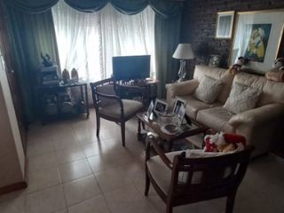 Casa en venta en Ezpeleta Este