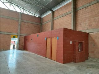 Foto 6 de BODEGA EN ARRIENDO MADRID 1750 M²