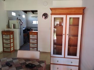 Casa en venta - 2 Dormitorios 2 Baños - 420Mts2 - El Pato, Berazategui